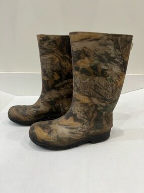 Camo Rubber Rain Boots - Kids Size 2 Made in Canada